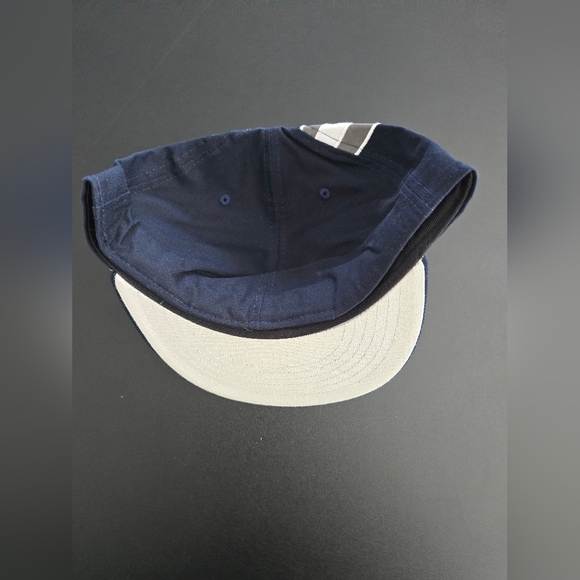 Brand New Fitted Size 8 - Picture 3 of 3